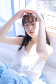 《年轻女教师3》中文字幕